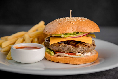 Classic Burger RFR Grill